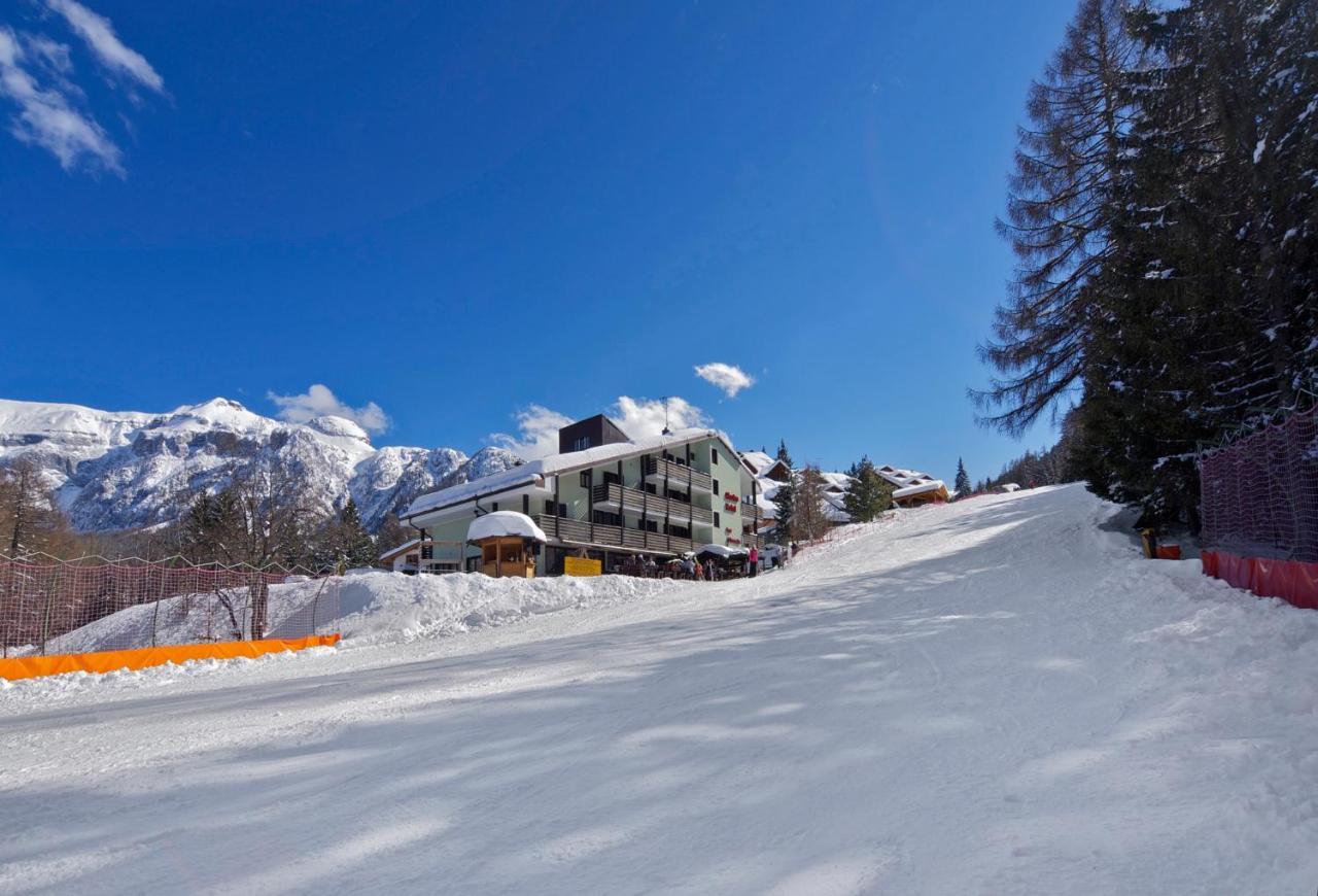 Hotel Alaska Фольгарида Экстерьер фото
